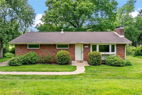 109 Elm Ln, Coraopolis, PA, 15108-2320 | Card Image