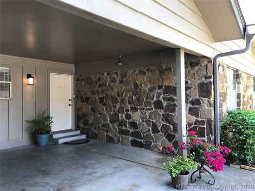 b-3352 E 56th Pl, Tulsa, OK, 74135-4187 | Card Image