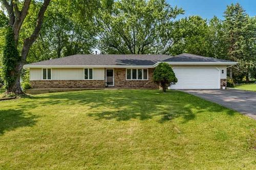 7329 Cornflower Rd, Cherry Valley, IL, 61016-9376 | Card Image