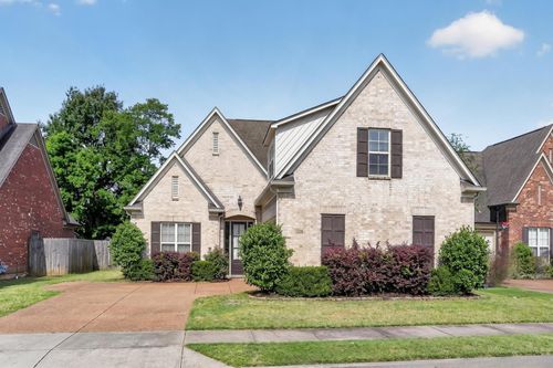 1379 Raindrop Dr, Collierville, TN, 38017 | Card Image