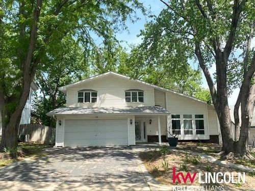 736 W Burt Dr, Lincoln, NE, 68521-3812 | Card Image