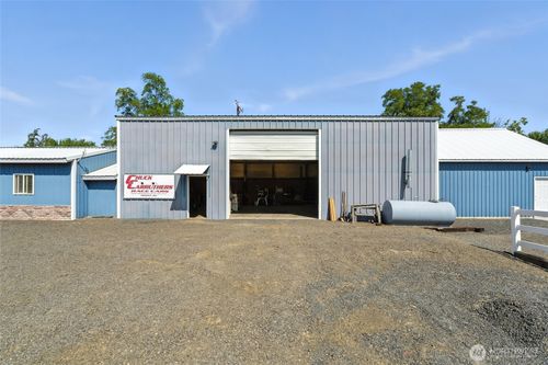 104 W 3rd St, Prescott, WA, 99348-8721 | Card Image