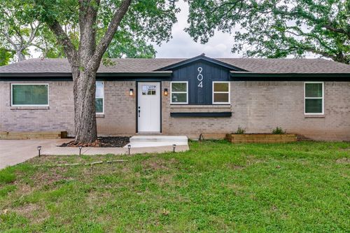904 Bryan Dr, Bedford, TX, 76022-7507 | Card Image