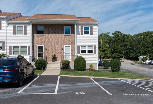 15 Scenery Ln, Johnston, RI, 02919-7502 | Card Image