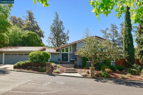 1020 Molad Ct, Concord, CA, 94518-2232 | Card Image