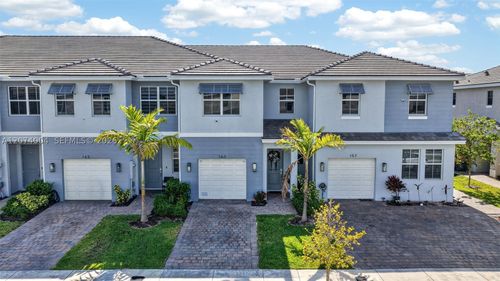 na-163 Ne 13th Cir, Homestead, FL, 33033-6270 | Card Image