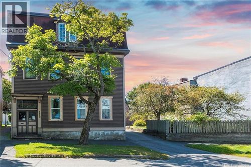 116 Broad St, Saint John, NB, E2L1Y6 | Card Image