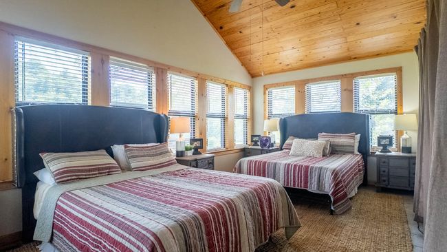 River house032 | Image 12