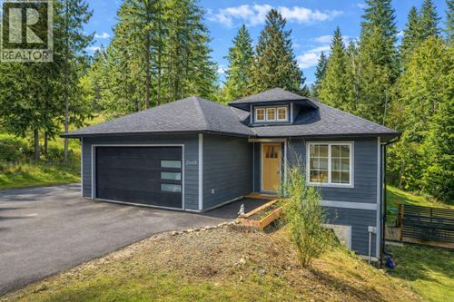 2449 Centennial Dr, Blind Bay, BC, V0E1H2 | Card Image