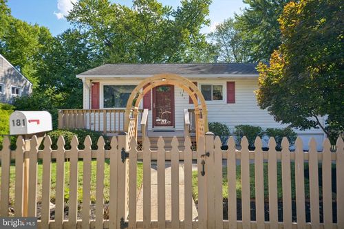 181 Cabbel Dr, MANASSAS PARK, VA, 20111-2069 | Card Image