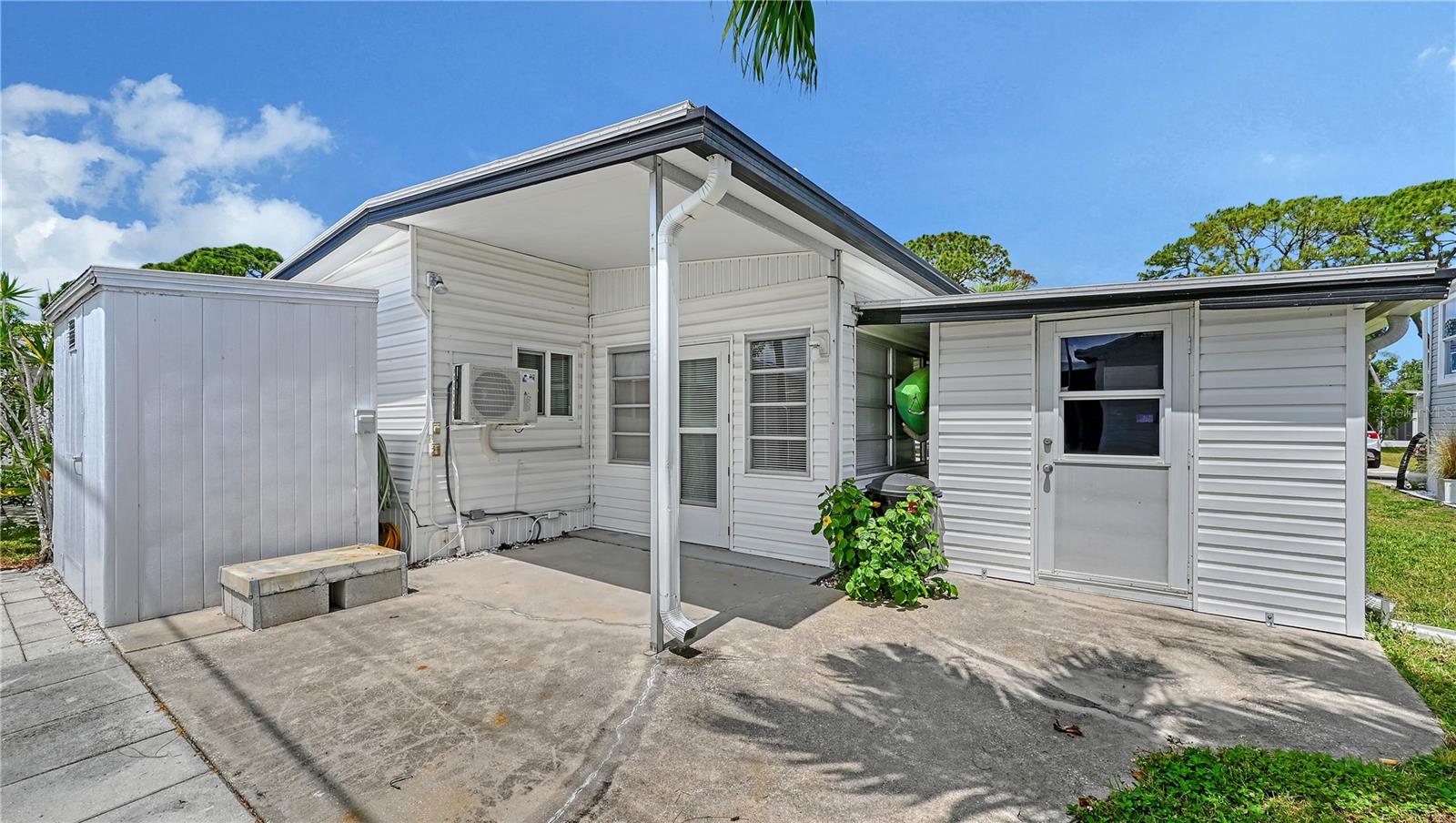 Residential in BRADENTON 3