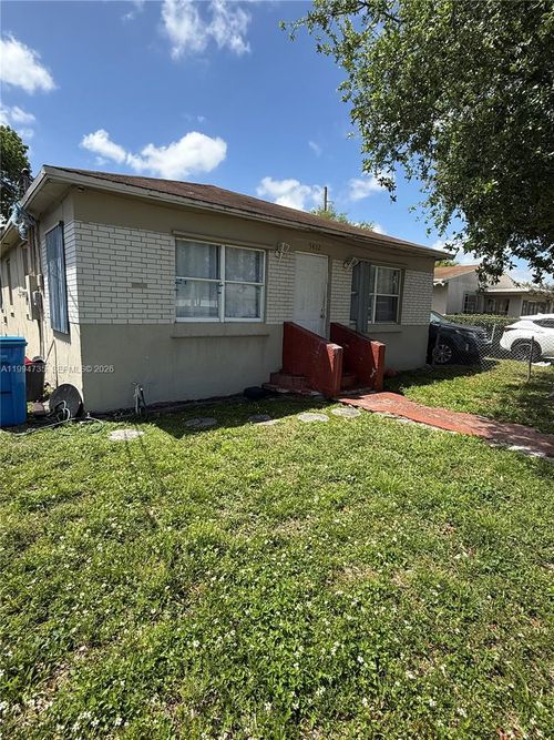 5432 Sw 18th St, West Park, FL, 33023-3161 | Card Image