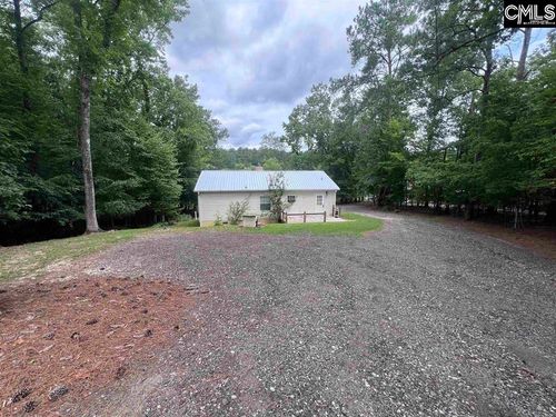 143 Westshore Dr, Ridgeway, SC, 29130-8019 | Card Image