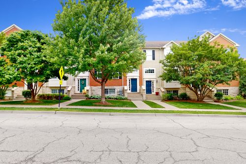 214 Cassidy Ln, Elgin, IL, 60124-3812 | Card Image