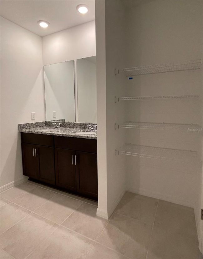 Master bathroom | Image 15
