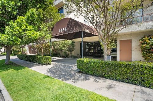 304-4454 Ventura Canyon Ave, Sherman Oaks, CA, 91423-3772 | Card Image