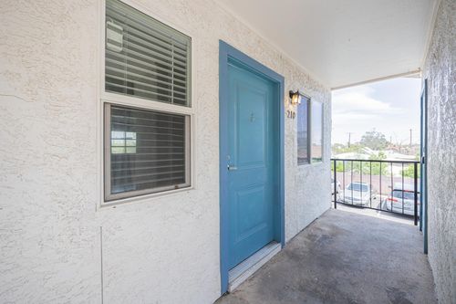 210-349 N 11th St, Phoenix, AZ, 85006-4027 | Card Image