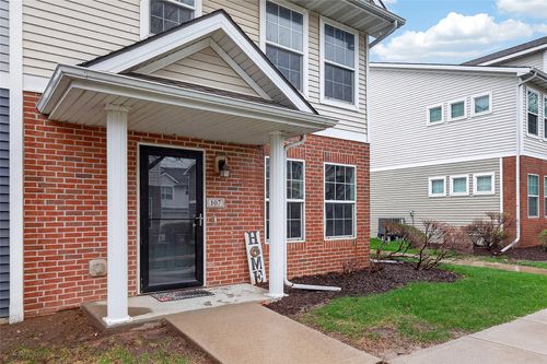 unit-107-9145 Greenspire Dr, West Des Moines, IA, 50266-1671 | Card Image