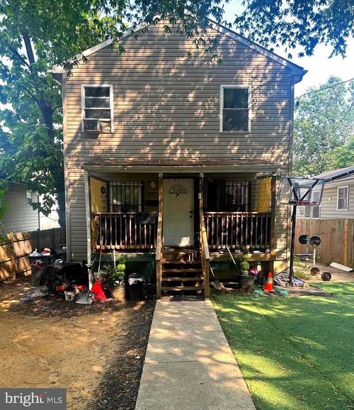 1027 49th St Ne, WASHINGTON, DC, 20019-3930 | Card Image