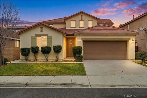 18332 Cayenne Dr, San Bernardino, CA, 92407-9033 | Card Image