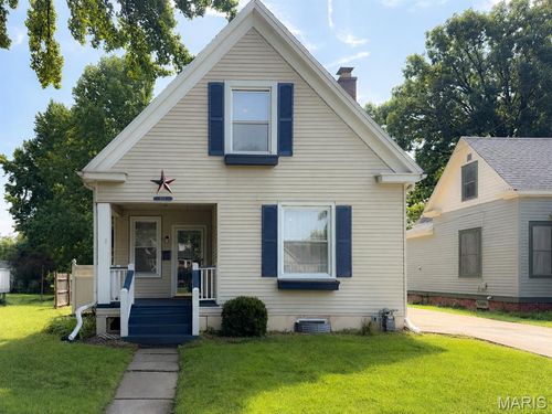 904 Troy Rd, Edwardsville, IL, 62025-2358 | Card Image