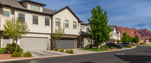 19-2600 Ocotillo Way, Santa Clara, UT, 84765-1253 | Card Image