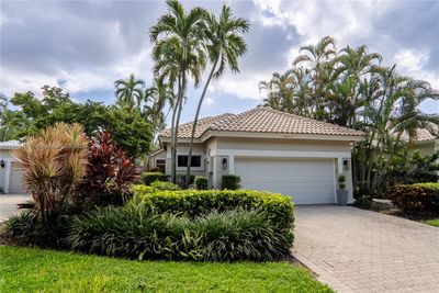 6670 Nw 27th Avenue, House other with 3 bedrooms, 2 bathrooms and null parking in Boca Raton FL | Image 1