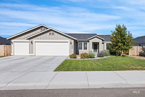 1900 Sw Challis Dr, Mountain Home, ID, 83647-2634 | Card Image