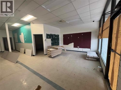 3042 Skaha Lake Rd, Penticton, BC, V2A7H2 | Card Image