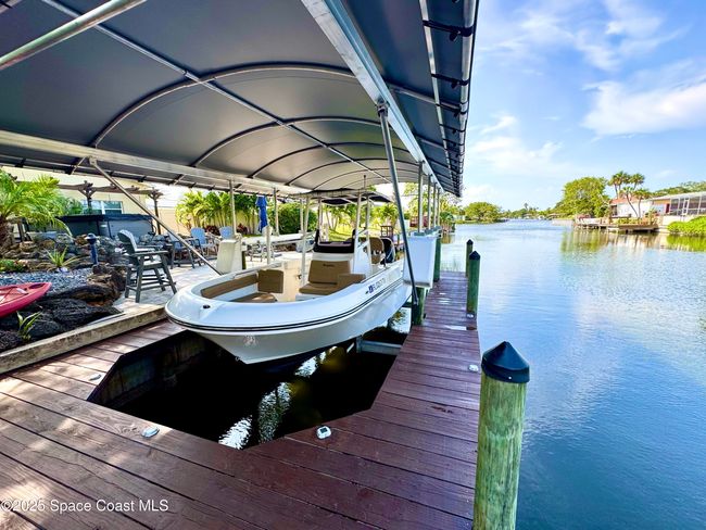 52 Riverview Ln, House other with 5 bedrooms, 3 bathrooms and null parking in Cocoa Beach FL | Image 14
