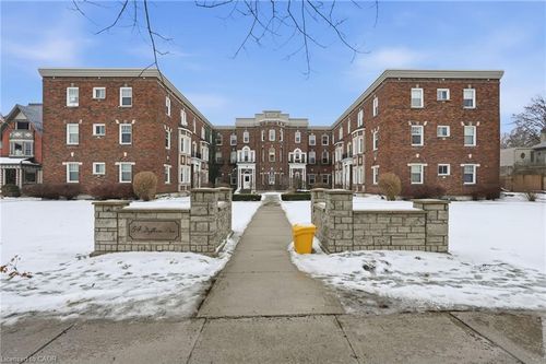 3-54 Dufferin Ave, Brantford, ON, N3T4P5 | Card Image