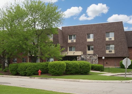 apt-103-6 Villa Verde Dr, Buffalo Grove, IL, 60089-4160 | Card Image