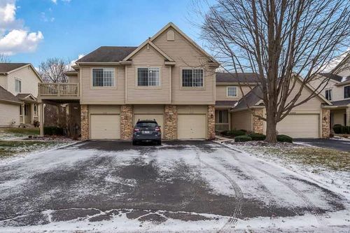 6339 Commonwealth Dr, Loves Park, IL, 61111-8650 | Card Image