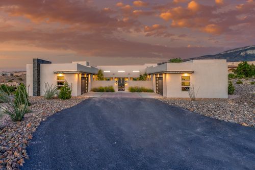 27 Ocate Ct, Placitas, NM, 87043-9396 | Card Image