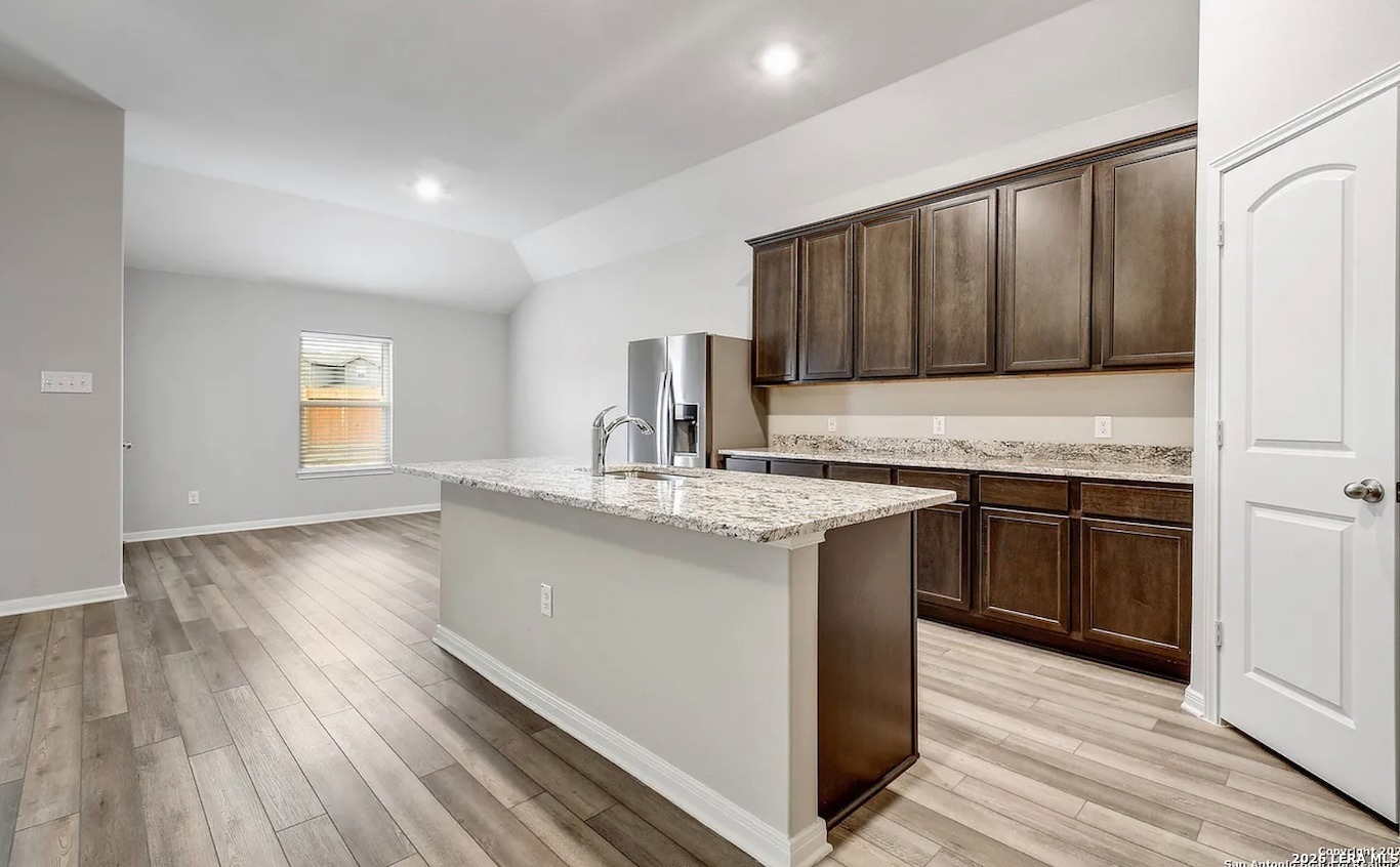 Residential Lease in Converse 4