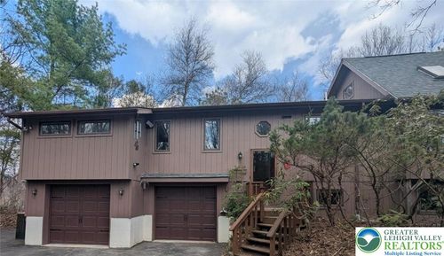 131 Wilson Ct, Saylorsburg, PA, 18353-8485 | Card Image