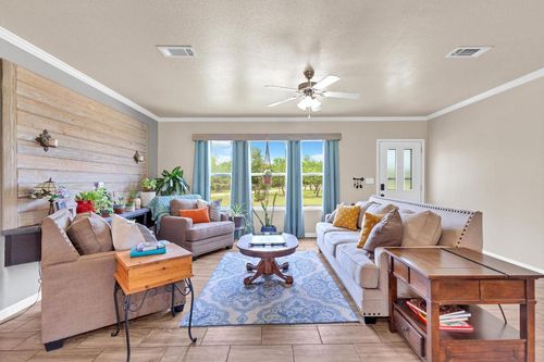 213 River Front Dr, Cedar Creek, TX, 78612-3435 | Card Image