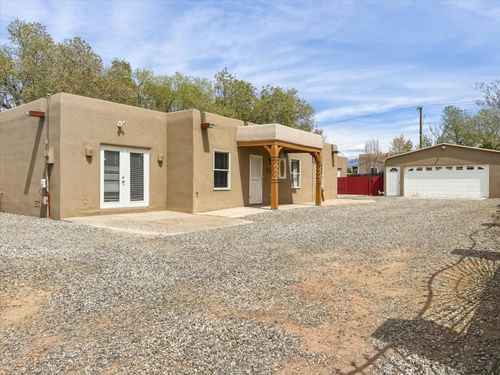 1331 A Maez Rd, Santa Fe, NM, 87505 | Card Image