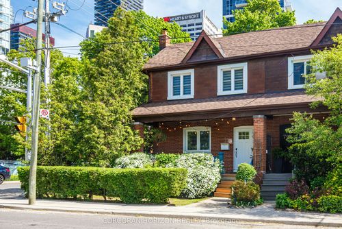 77 Montgomery Ave, Toronto, ON, M4R1E1 | Card Image