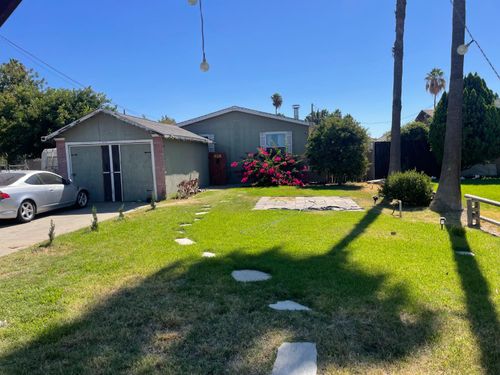 22677 Maple St, Chowchilla, CA, 93610-9555 | Card Image