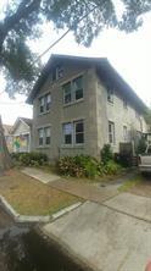 a-711 General Pershing St, New Orleans, LA, 70115-1448 | Card Image