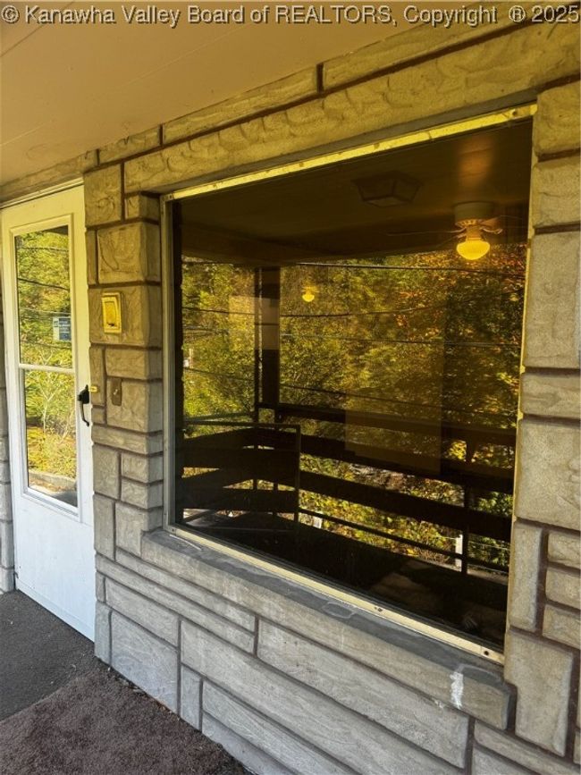 138 Cassick St, House other with 3 bedrooms, 2 bathrooms and null parking in Logan WV | Image 5