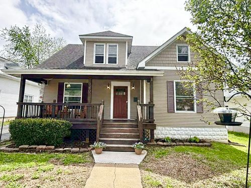 1040 W State St, Springfield, MO, 65806-2813 | Card Image