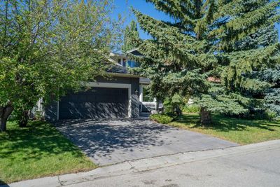 71 Edcath Rd Nw, House detached with 6 bedrooms, 2 bathrooms and 2 parking in Calgary AB | Image 2