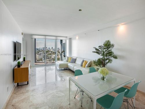 ph-10-1500 Ocean Dr, Miami Beach, FL, 33139-3138 | Card Image