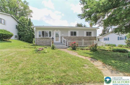 609 Faith Dr, CATASAUQUA, PA, 18032-1327 | Card Image