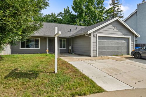 8605 Zircon Crest Court, Elk Grove, CA, 95624 | Card Image