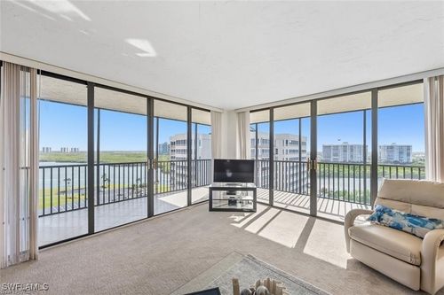 1006-11 Bluebill Ave, NAPLES, FL, 34108-1704 | Card Image
