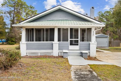 424 S Vermont Ave, Green Cove Springs, FL, 32043-3721 | Card Image