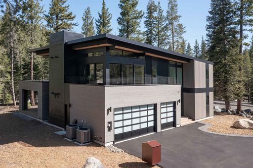 323 Creeks End Ct, Olympic Valley, CA, 96146-1038 | Card Image